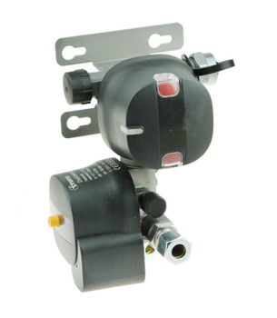 Truma DuoControl CS Changeover Regulator 30mbar with Crash Sensor Truma DuoControl CS Changeover Regulator 30mbar with Crash Sensor