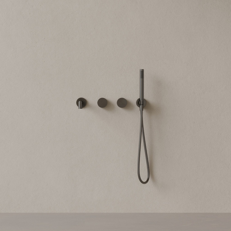 Modern square Wall-mounted Bathtub Filler