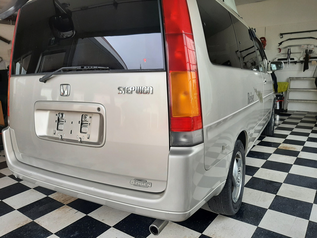 1999 Honda Stepwagon with pop-top - RF1-0319 (SOLD) - Coombs