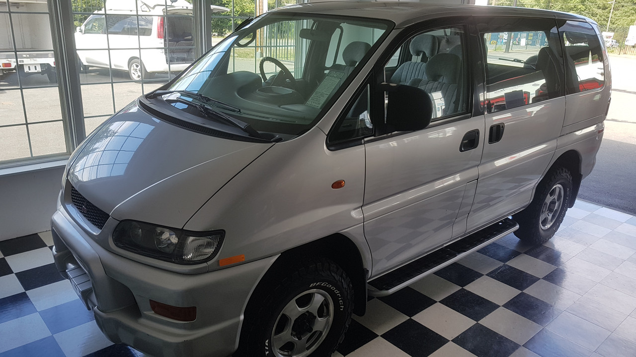 Mitsubishi Delica Twin Sliding Door #PD6W-0478 - SOLD - Coombs