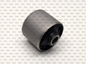 L400 Delica front differential right rear mounting bush - Genuine part