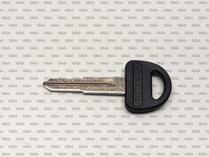 Suzuki Carry/Jimny blank key - Genuine part Suzuki Carry/Jimny blank key - Genuine part