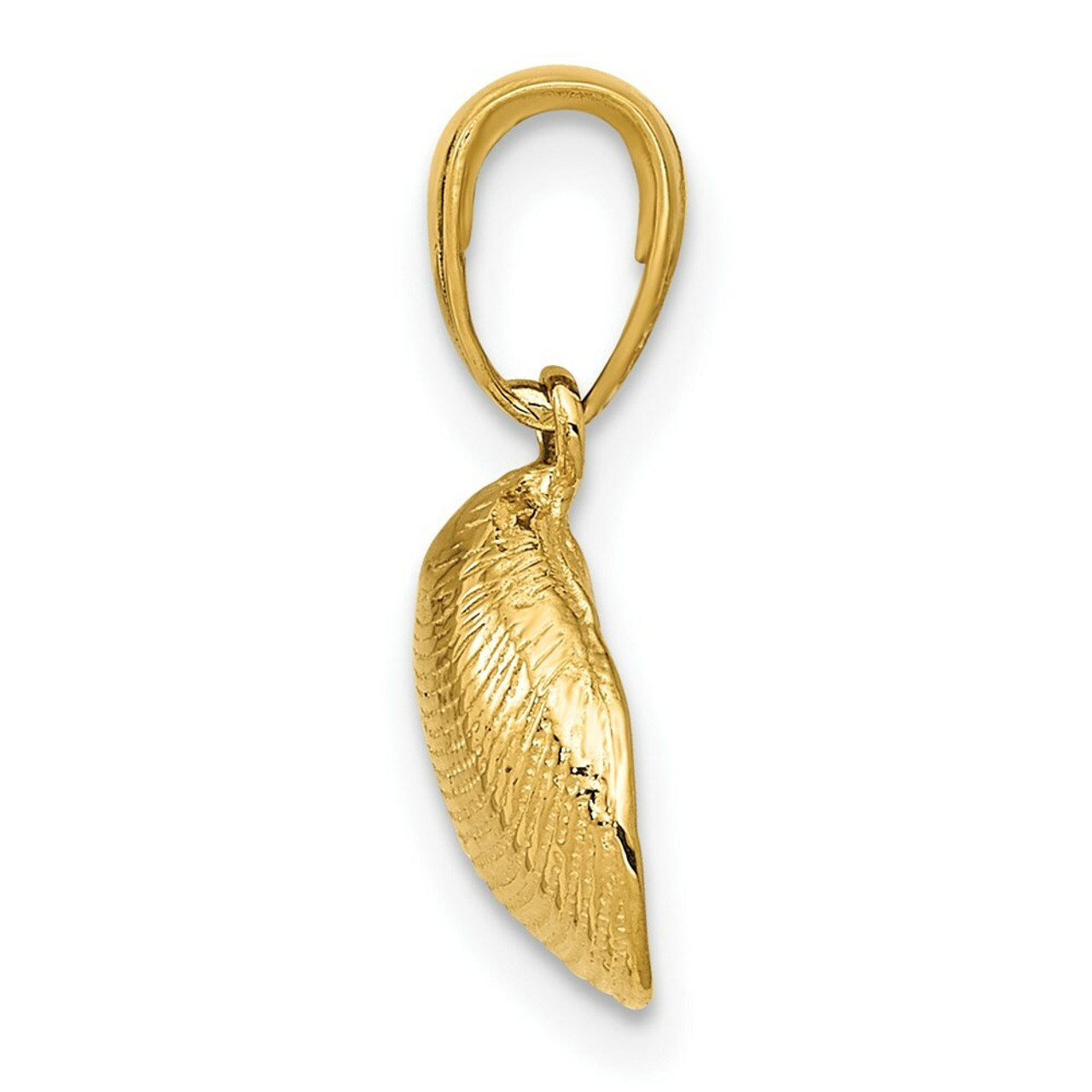 14K Yellow Gold Small Clam Shell Pendant - (A85-555)