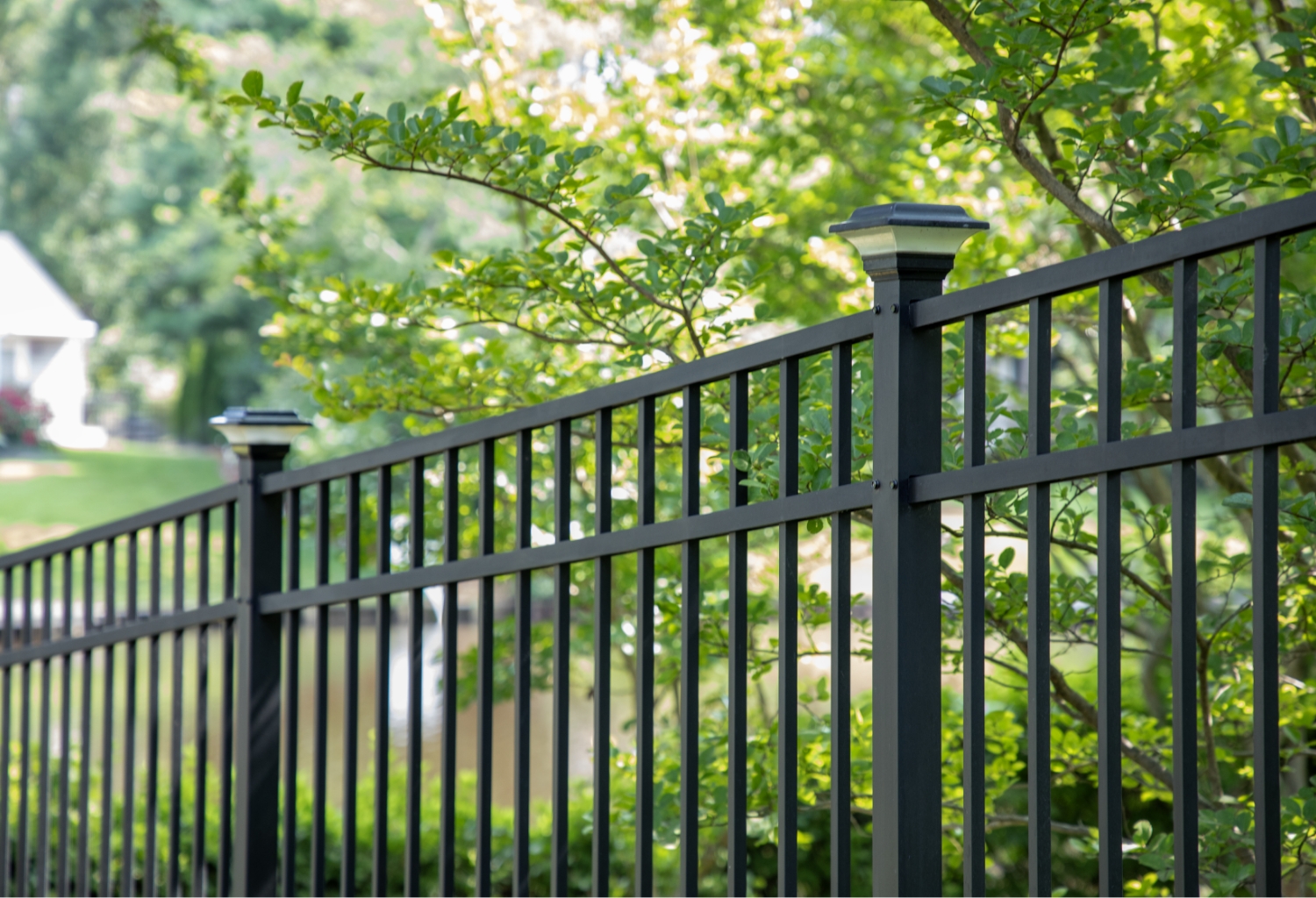 Aluminum Fencing Image