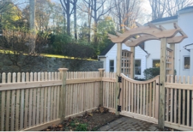 Gates, Arbors, & Pergolas Thumbnail