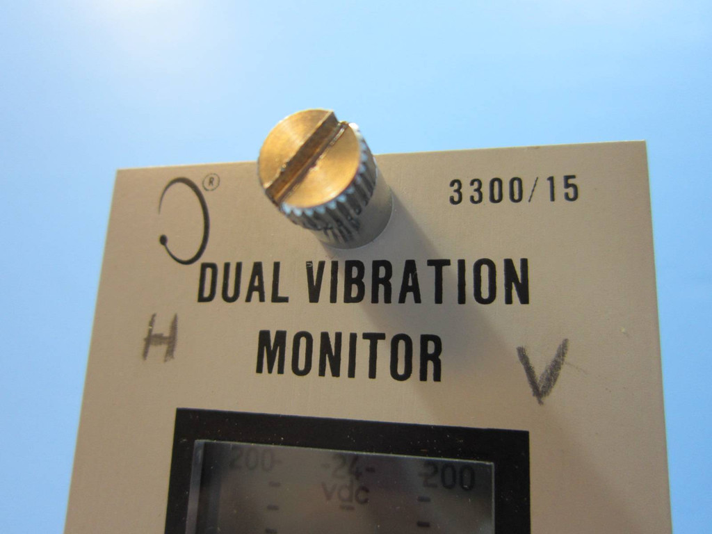 Bently Nevada 3300/15 Dual Vibration Monitor 3300/15-13-02-02-00-01-00 78392-01 (NP0879-5)