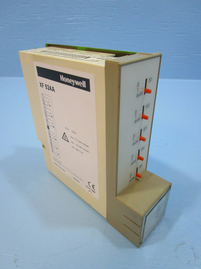 Honeywell XF 524A Digital Output PLC Module XF524A Out XF524 A 240V (NP1113-22)