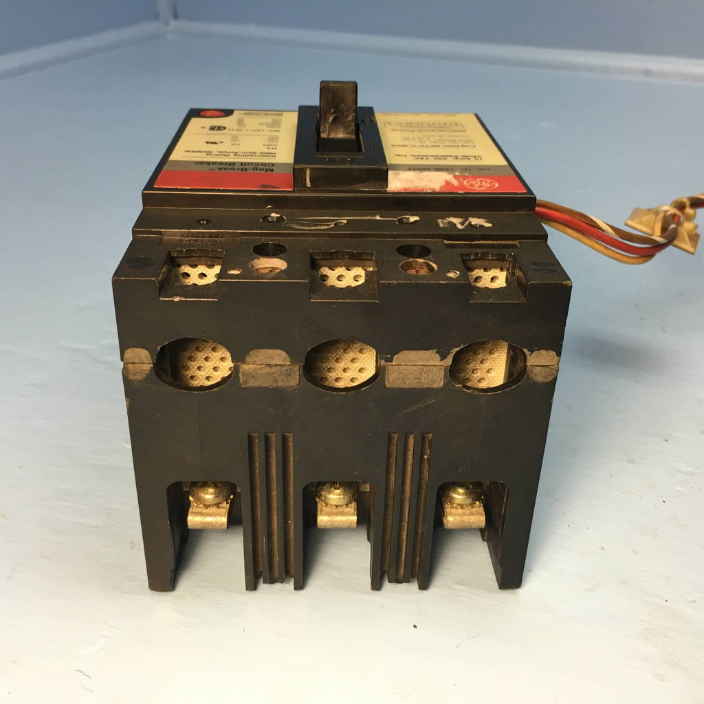 GE TEML36015 15A Mag-Break Circuit Breaker Aux 15 Amp General Electric bad label (EM1360-3)