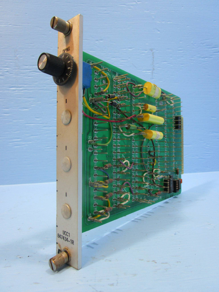 Reliance Electric UCC1 847434-1R RE PCB PLC Module 8474341R 802286-62A R E (NP1200-1)