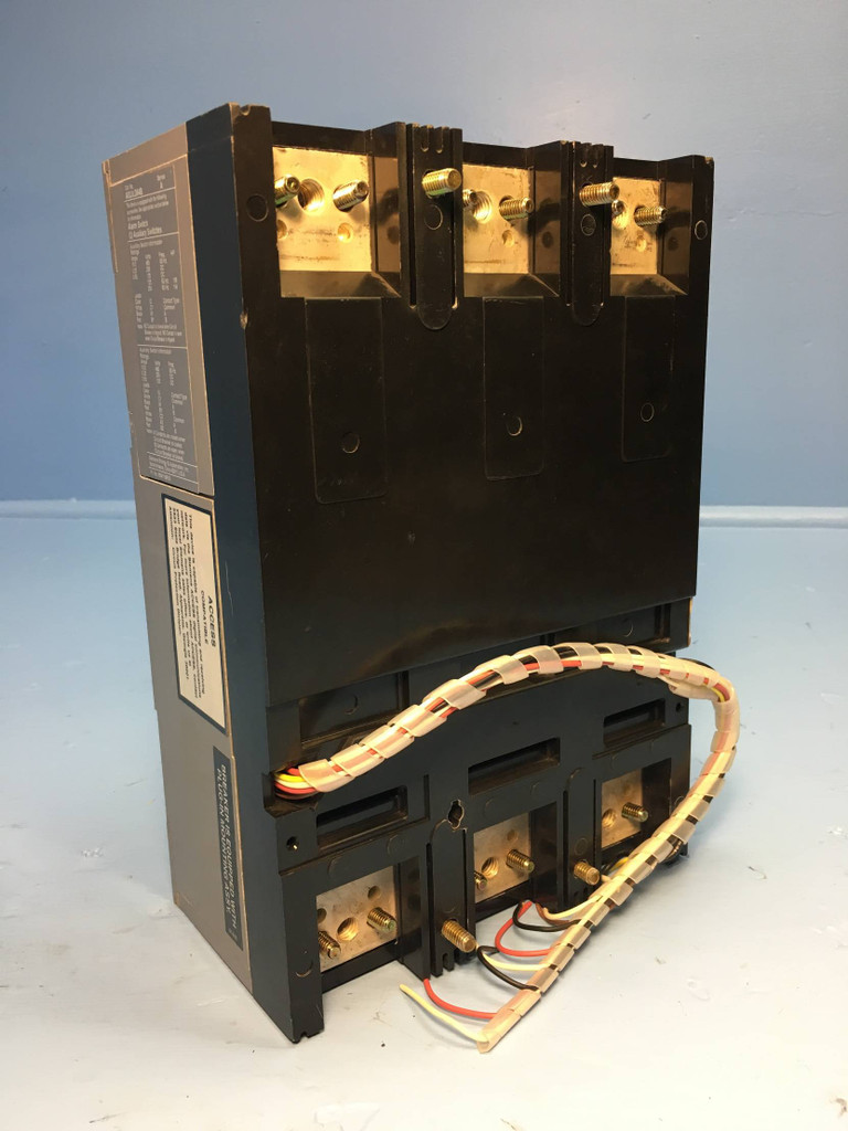 Siemens SJD69300NGTH 300A Circuit Breaker w 300 Amp Trip Aux & Alarm LSIG Ground (MM0820-1)