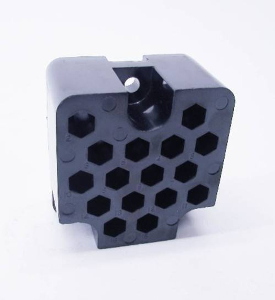 New GE 006505244P001 16 Holes Magnablast Block Sec. Disconnect F (YY3459-2)