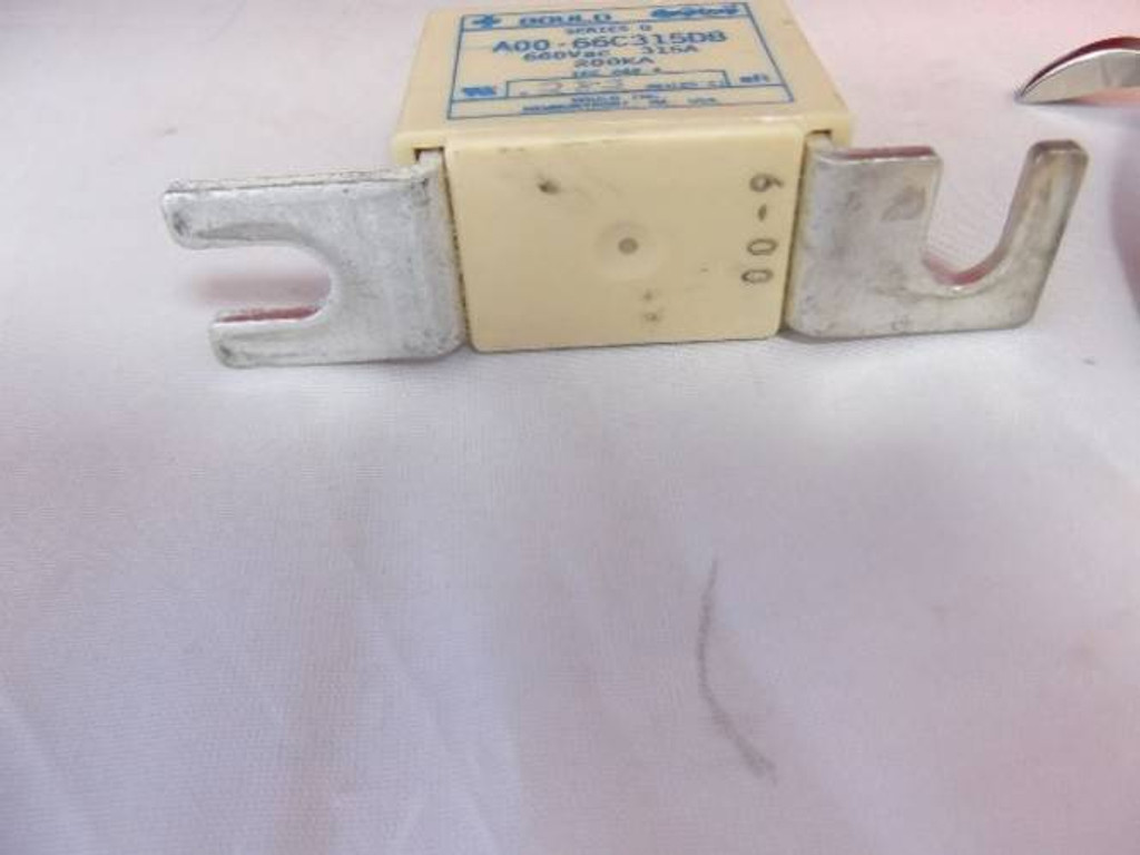 New Gould Shawmut Amptrap A00-66C315D8 Series Q Fuse 315A 660V 200KA (YY2103-6)