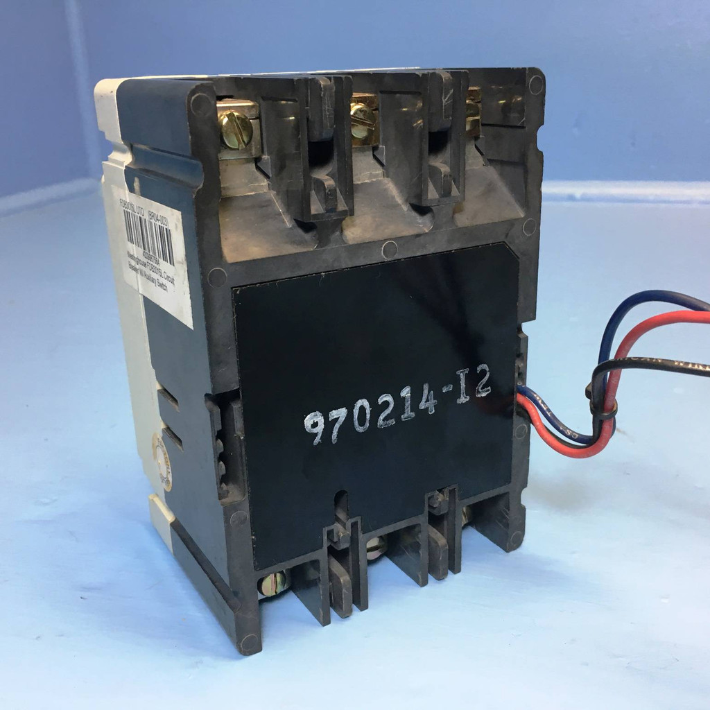 Cutler-Hammer FDB3015L 15A Circuit Breaker Glossy w/ Aux FDB3015 3P Westinghouse (EM2327-1)