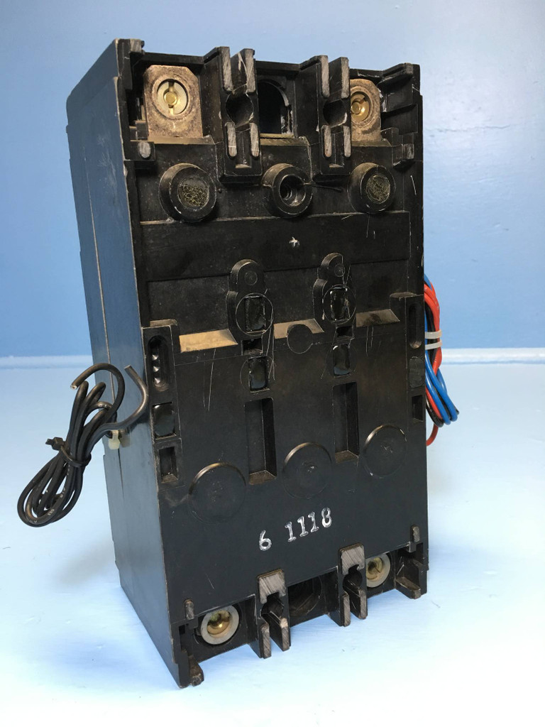 CH Westinghouse DA2250 250A Circuit Breaker w/ Shunt & Aux 2 Pole 250 Amp (EM2367-1)