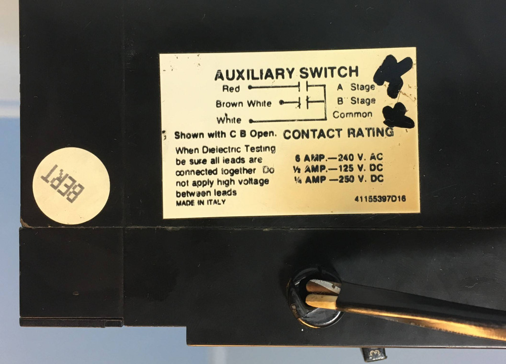 GE TEML36030 30A Mag-Break Circuit Breaker w Aux 600V 3P 30 Amp General Electric (EM2500-2)