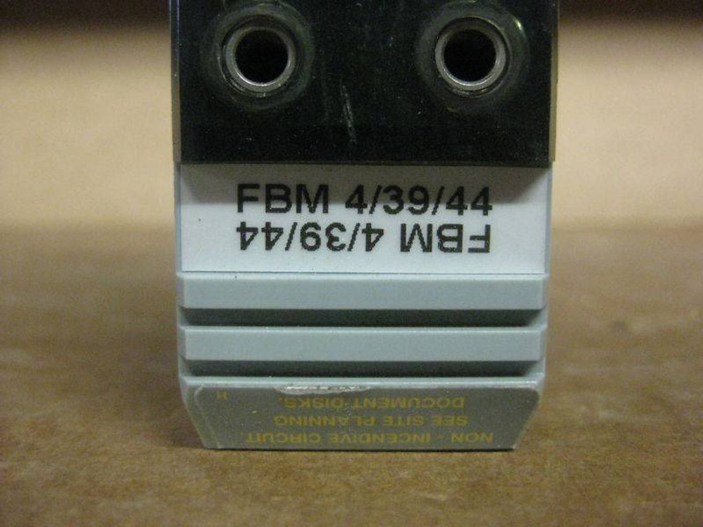 Foxboro P0500RY Rev N I/A Terminal Plug Siebe FBM 4/39/44 Invensys (EBI1605-1)