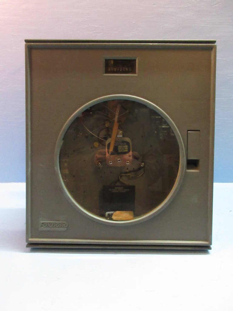 Foxboro Chart Drive Pneumatic Circular Recorder & Type 37 Diaphragm Meter (TK3467-1)