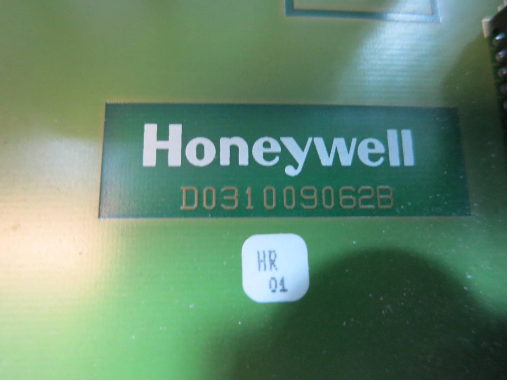 Honeywell 620-1690 Rack Chassis PLC Module 620-11/14/16/26/36 12 Slot Processor (NP1892-1)