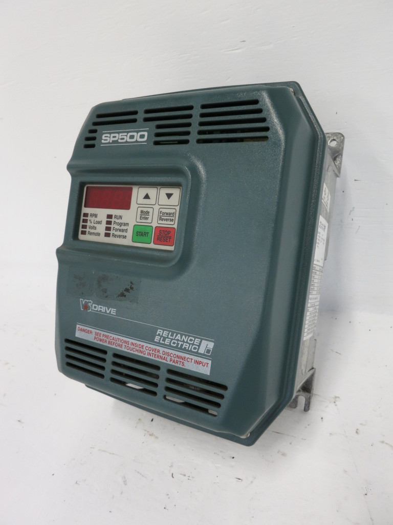 Reliance Electric 1SU51002 2HP SP500 AC VS Drive 2 HP 575V 3PH 3.4A 3.4 Amp (DW1145-5)