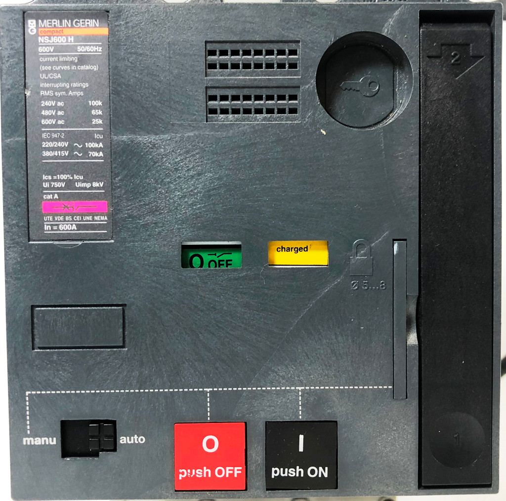 Merlin Gerin NSJ600H 600A Circuit Breaker w/ Operating Mechanism & Shunt 600 Amp (EM3216-6)