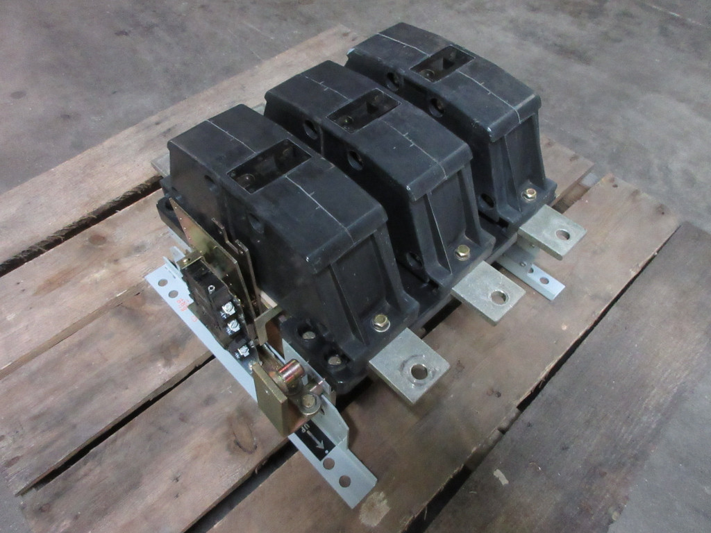 GE General Electric 385J005AJ1H Sz 7 AC Contactor 900 Amp 600 Control Volts 900A (TK4522-1)