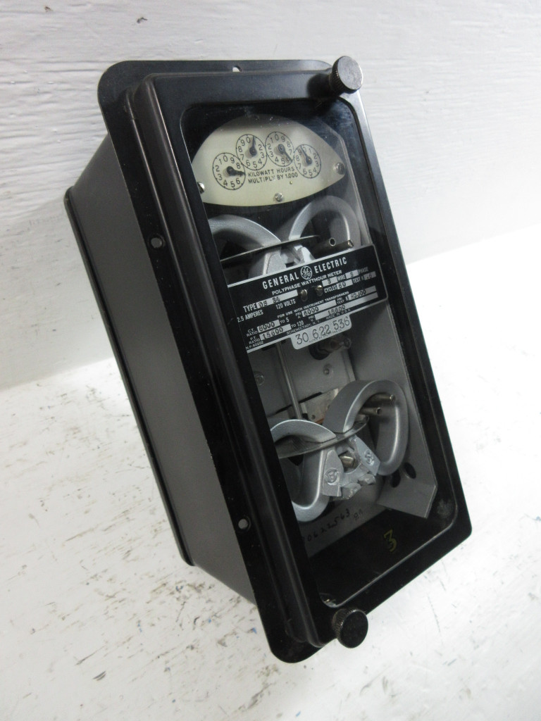 General Electric DS-34 Polyphase Watthour Meter 2.5A 120V 3W 3PH 60Cy Watt Hour (TK4618-6)