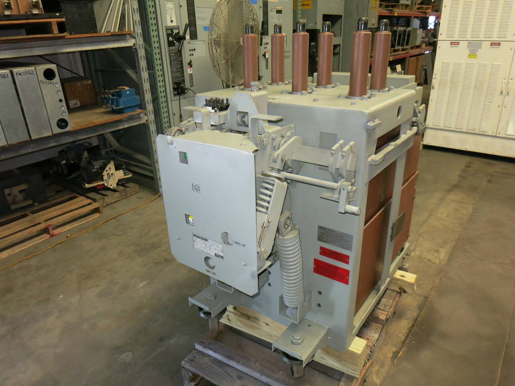 Vacuum Retrofit GE Magne-Blast AM-13.8-750-5H 1200A VVC Breaker General Electric (PM2909-1)