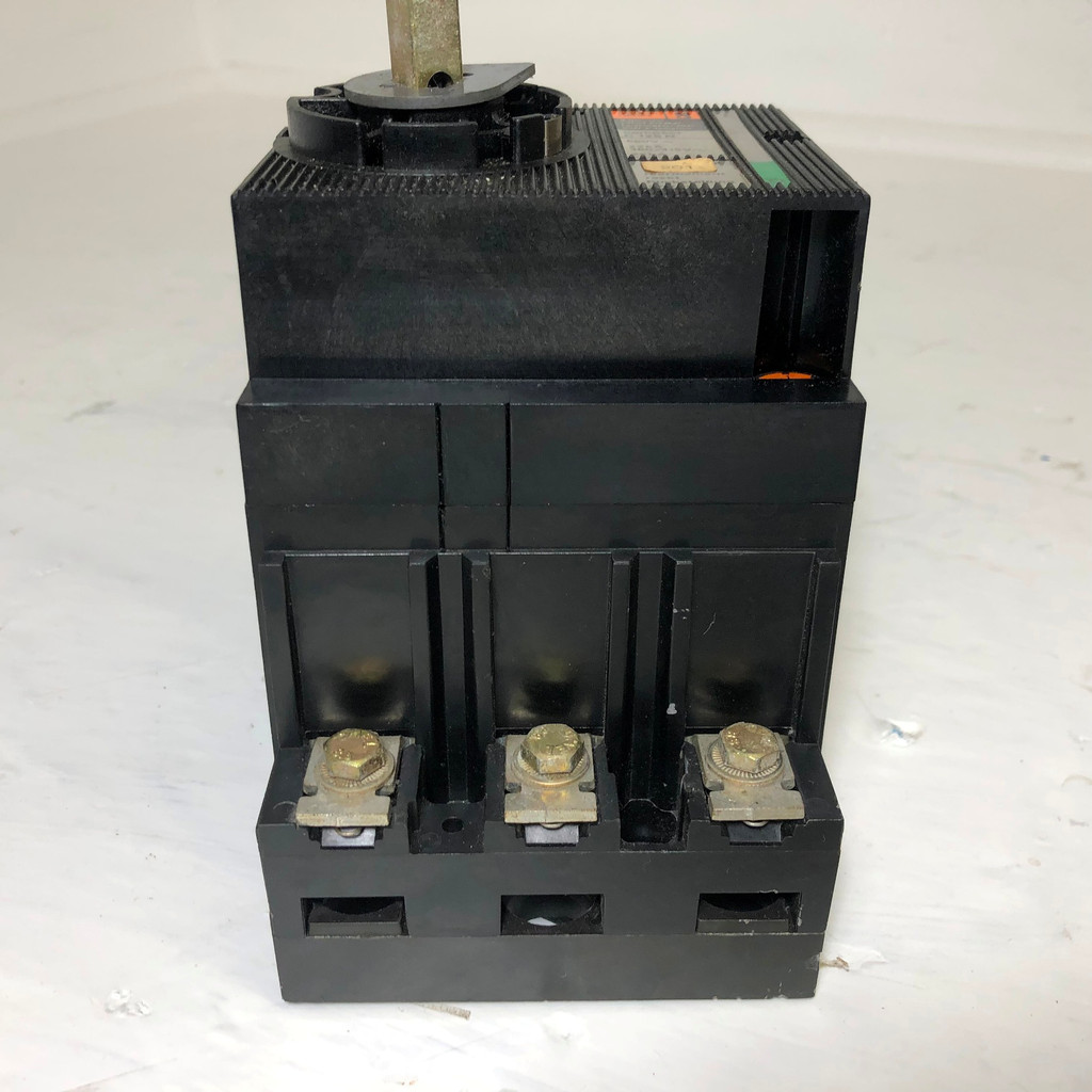 Merlin Gerin C125N 63A Compact Circuit Breaker Shunt & Extension C 125 N 63 Amp (EM3551-1)