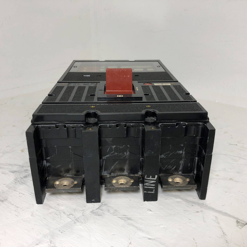 GE THJ9VF26 600A LSIG Circuit Breaker w/ 400 Amp Trip 3P General Electric flaw (EM3785-1)
