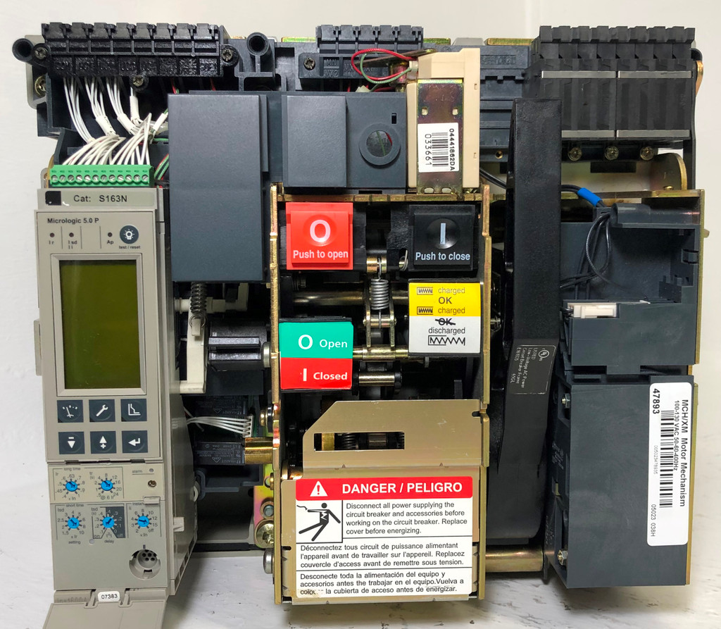 Square D NW16H2 1600A LV MasterPact EO Circuit Breaker LSI 1600 Amp Trip & Shunt (EM3860-1)