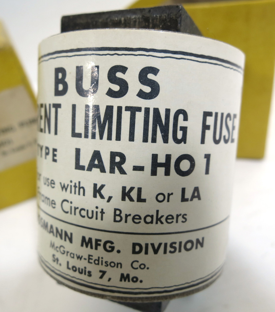 NEW Bussmann LAR-H01 Buss Current Limiting Fuse K KL LA Breakers LAR-HO1 LARH01 (DW2196-3)