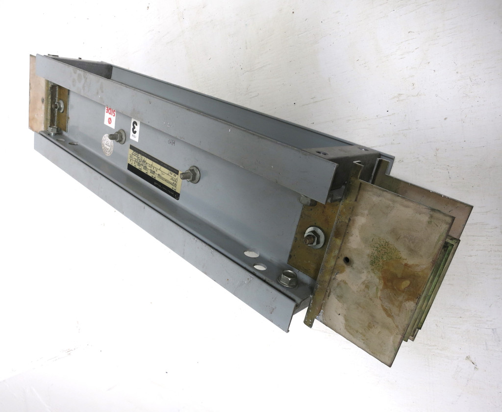 GE Spectra Busway 29.5" Feeder 1000A 600V 3PH 3W Aluminum Bus Bar Duct 1000 Amp (DW2328-1)
