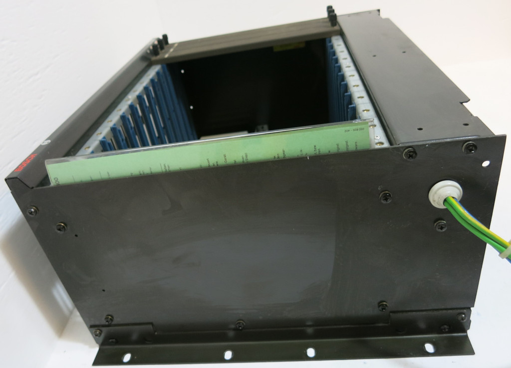 Bosch CL 300 PLC CardRack Chassis with Fan Rack 2A 052000-104 230/115 V 1V-Nr (GA0305-1)