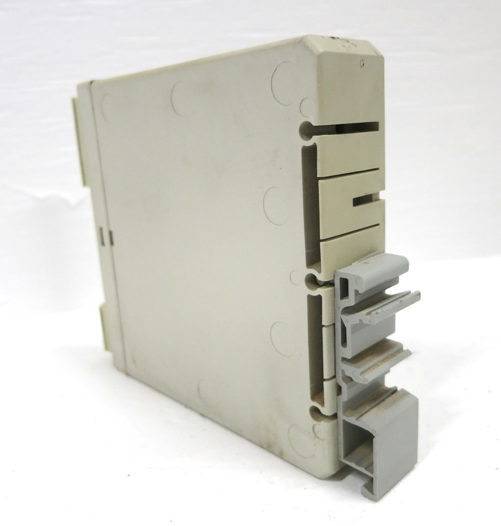 Siemens 7NG3040-4UN00 Thermocouple Module PLC 2MBA26CT101A (DW2487-1)