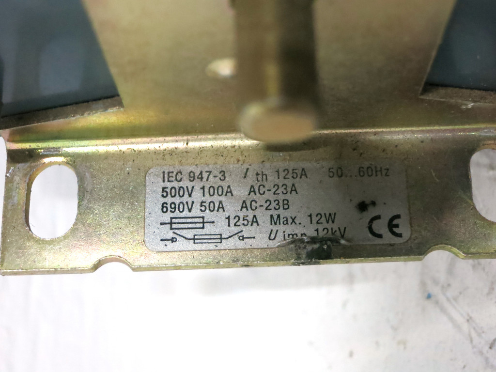 ABB OESA-F100JT6A 100A 600V General Purpose Disconnect Switch 3PH 100 Amp (DW3232-1)