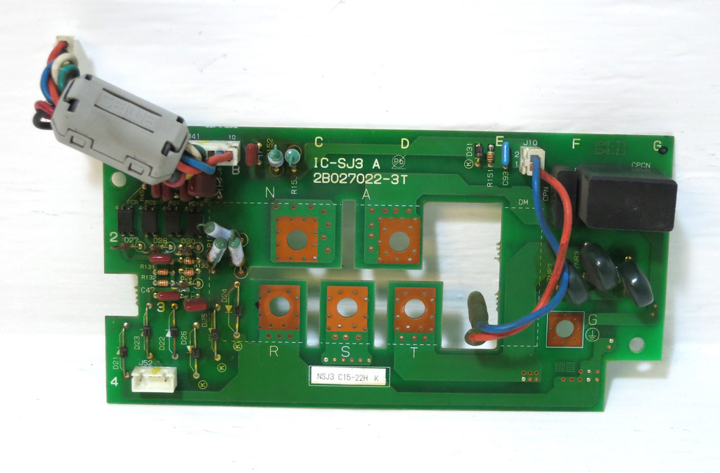 Hitachi IC-SJ3 2B027022-3T SJ300 VS Drive Control Board Inverter NSJ3 C15-22H K (DW3251-6)