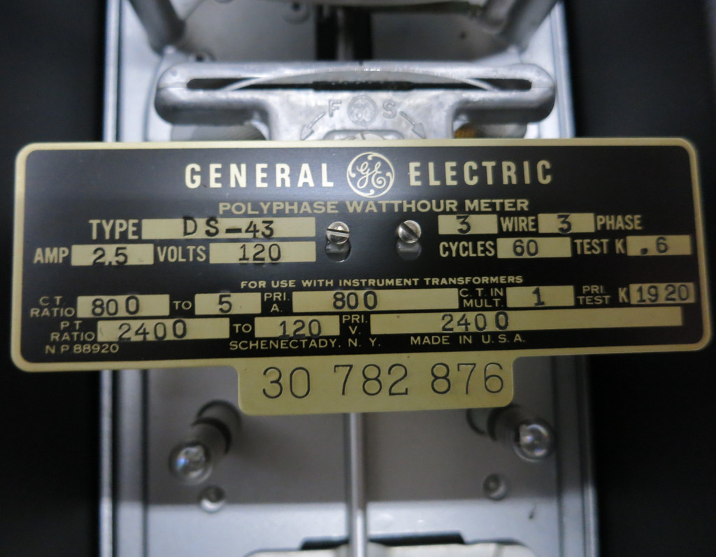 General Electric DS-43 Polyphase Watthour Meter 800 to 5A 120V 3W 3PH 2.5A GE (GA0567-2)