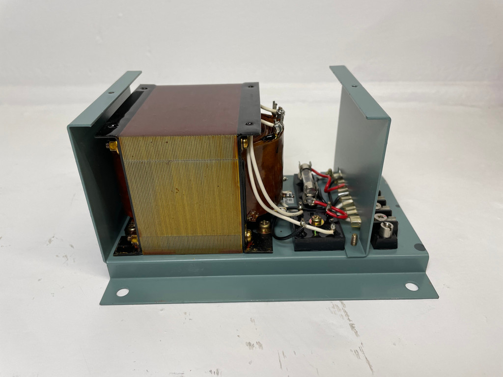 Ogura Clutch DC Power Box Type OTP70 100/200 VAC 24 VDC 2.92 Amp (EM4200-2)