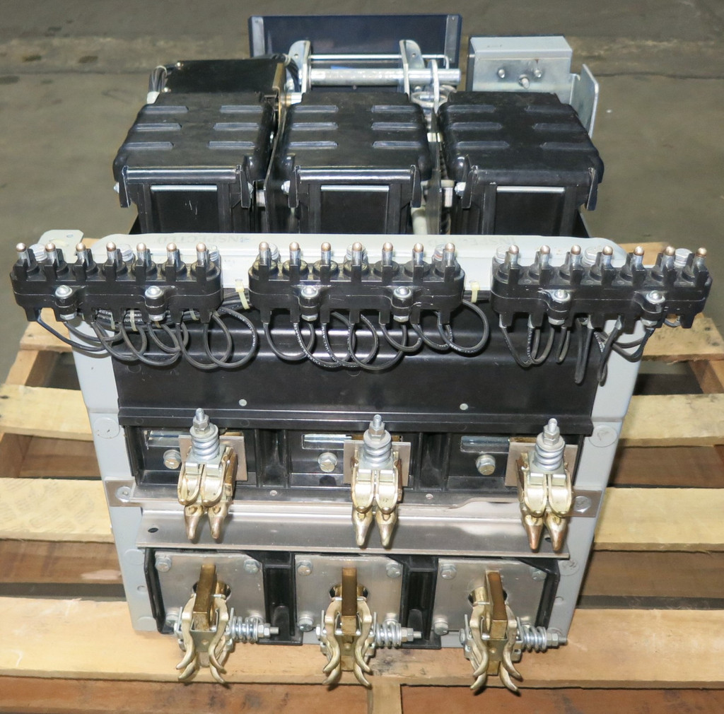 GE AKR-6D-30 800 Amp Breaker w MicroVersaTrip TA9VT20MA1 EO LS w Aux and Shunt (GA0658-11)