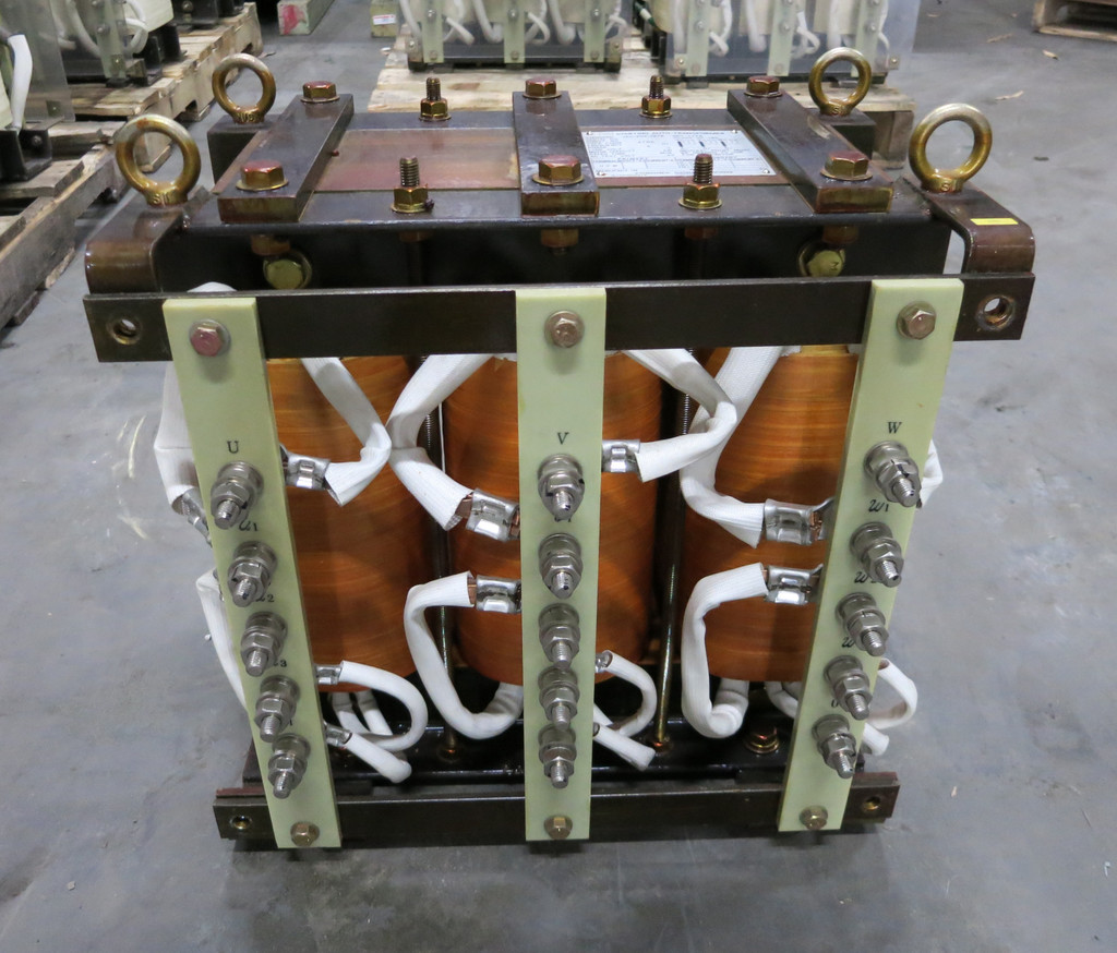 Toshiba JEC-204-1978 150HP Motor Starting Auto Transformer 3PH Type ADTK 110kW (DW3521-3)