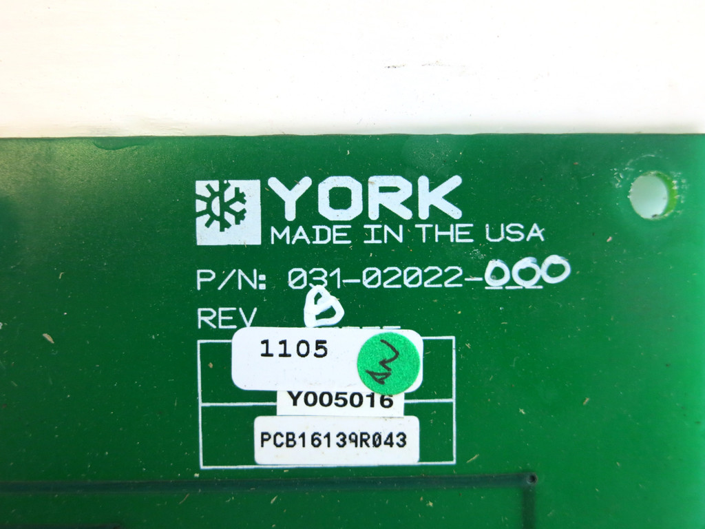 York 031-02022-000 Rev B Input Voltage Isolator Board Chiller Motor Starter PLC (DW3532-1)