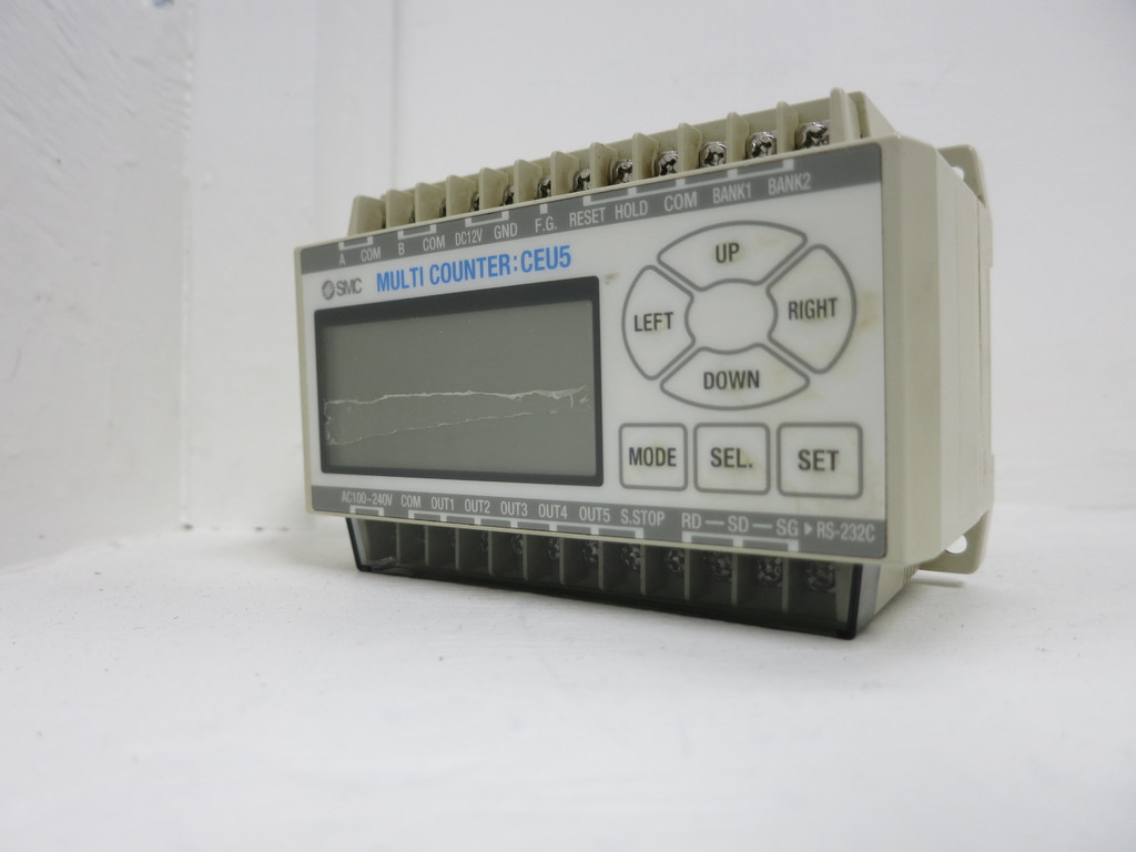 SMC Multi Counter:  CEU5 100-240V C5A1X02082 HV1.05 RS-232C (GA0879-1)