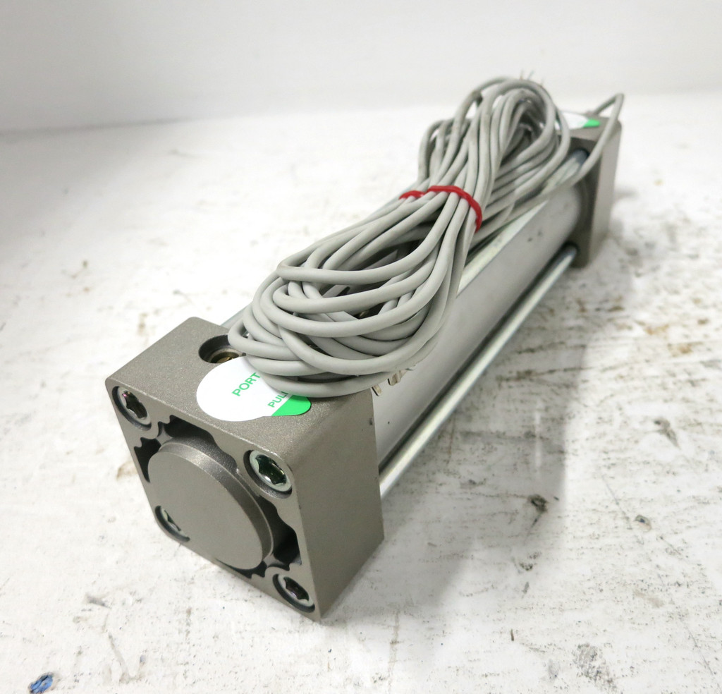 NEW CKD SCG-50NB150 Pneumatic Cylinder 0.05-1.0 MPa Press SCG50NB150 (DW4054-1)