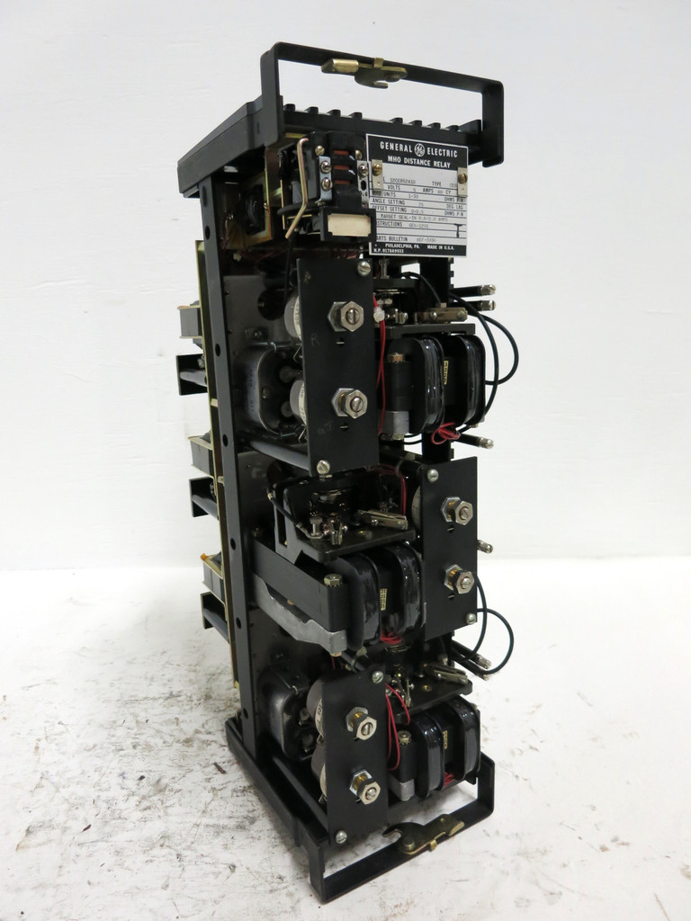 GE 12CEB52A1D MHO Distance Relay Type CEB 120V 5A MHO Units 1-30 Ohms No Case (DW4111-1)