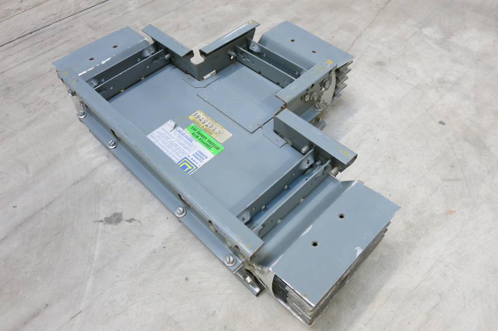 Square D CF2520GTFM13 2000 Amp "T" Junction I-Line II Copper Feeder Busway 3P4W (PM2942-1)