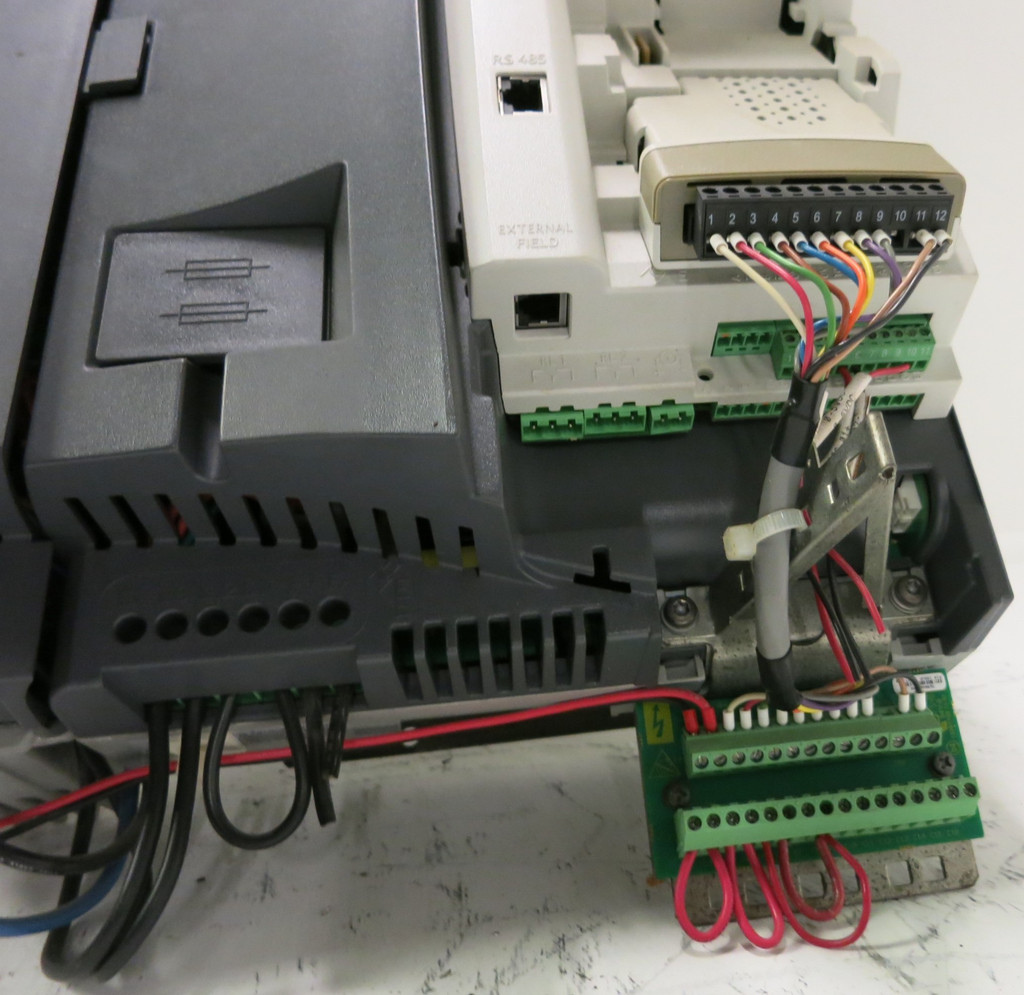 Emerson QMP45A4R 27HP 480V Unidrive Control Techniques *No control cover 15kW (GA1016-1)