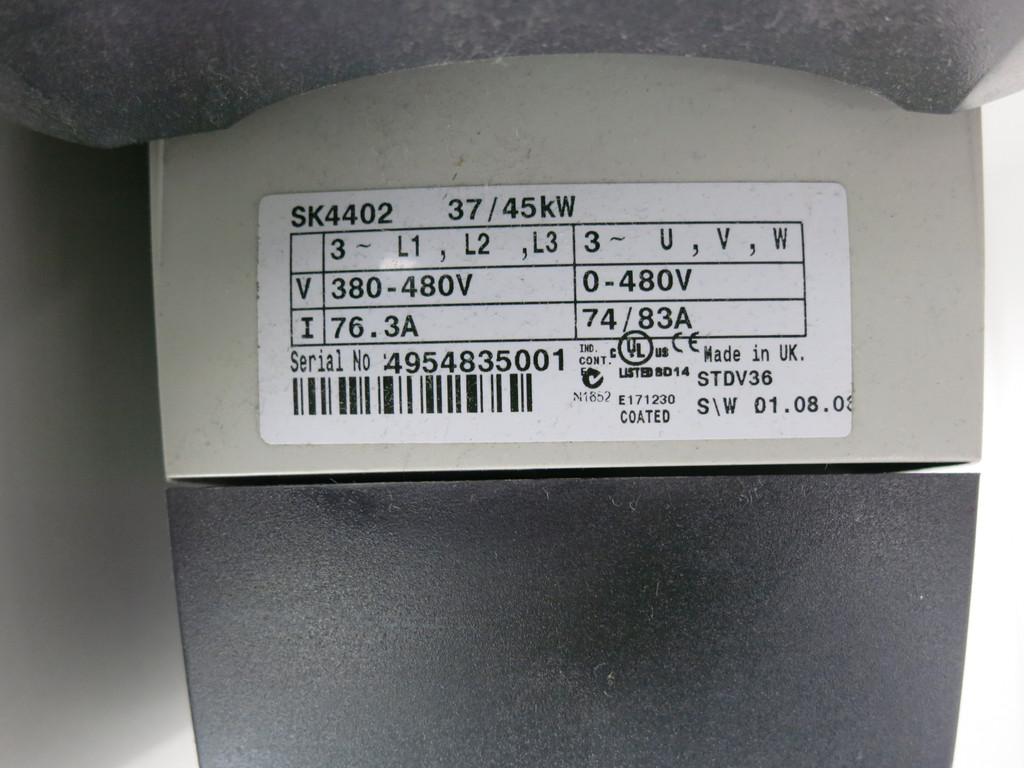 Emerson Commander SK SK4402 480V 37/45 kW 74/83A Unidrive VS Drive SK-4402 60HP (DW4552-1)