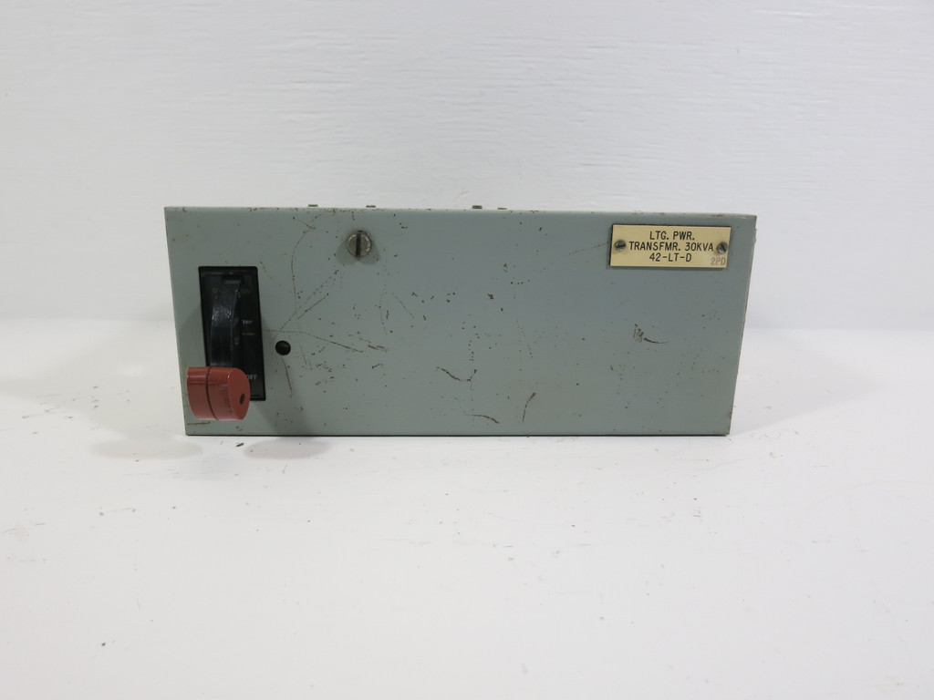 GE 8000 50A Breaker Feeder TRI-BREAK 6" MCC Bucket TB13050BWE09 50Amp (BJ0145-10)