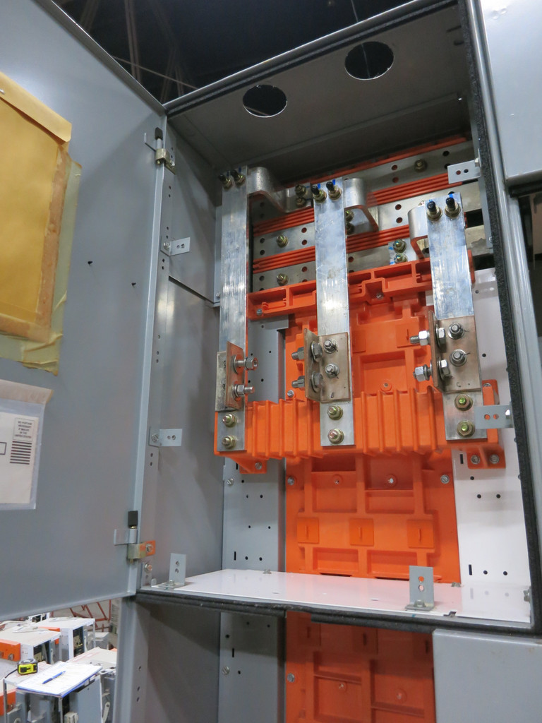 Siemens Tiastar 6x Motor Control Center Sections 800A/600A System 89 600 Amp (DW4749-1)