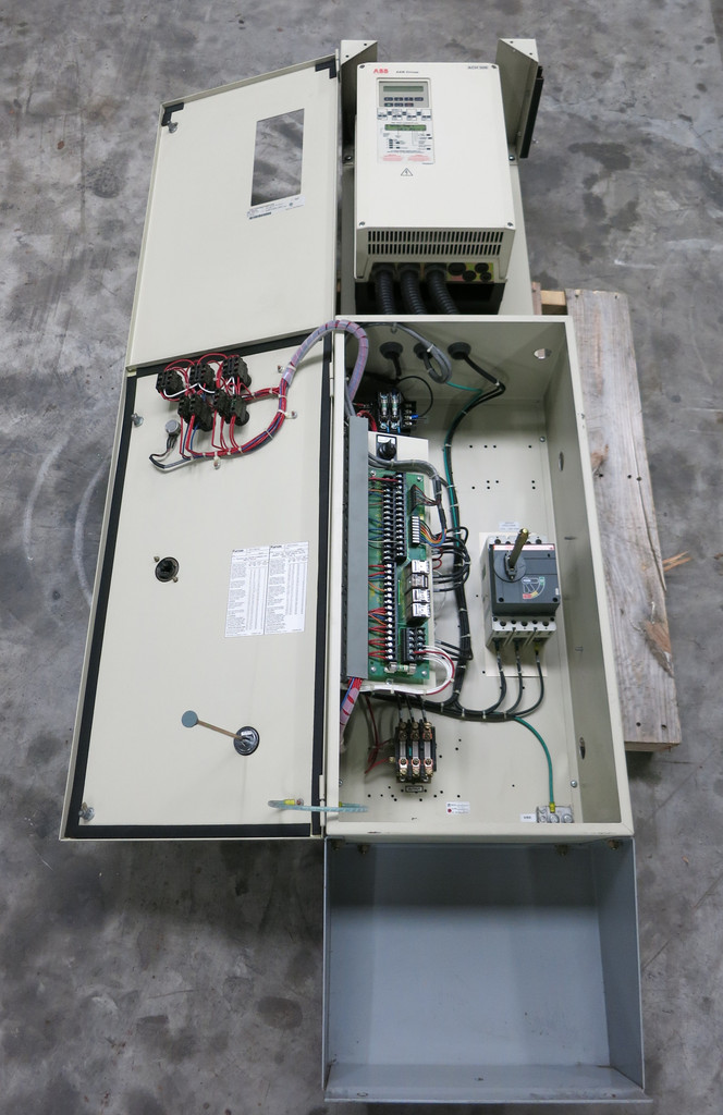 ABB ACH501-020-4-N0P2 20 HP AC VS Drive 3PH 480V ACH-500 20HP Bypass 27A (DW5215-1)